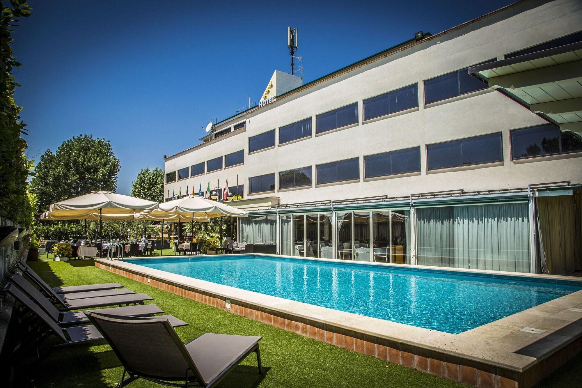 Hotel Cristallo Relais, Sure Hotel Collection By Best Western Tívoli Exterior foto